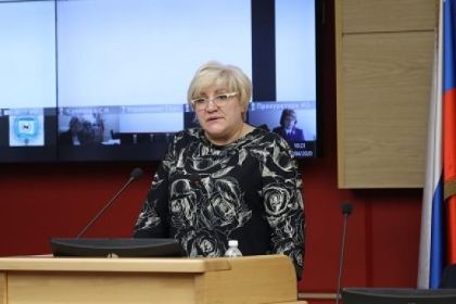 Лечение детей со спинальной мышечной атрофией взяла на депутатский контроль Лариса Егорова